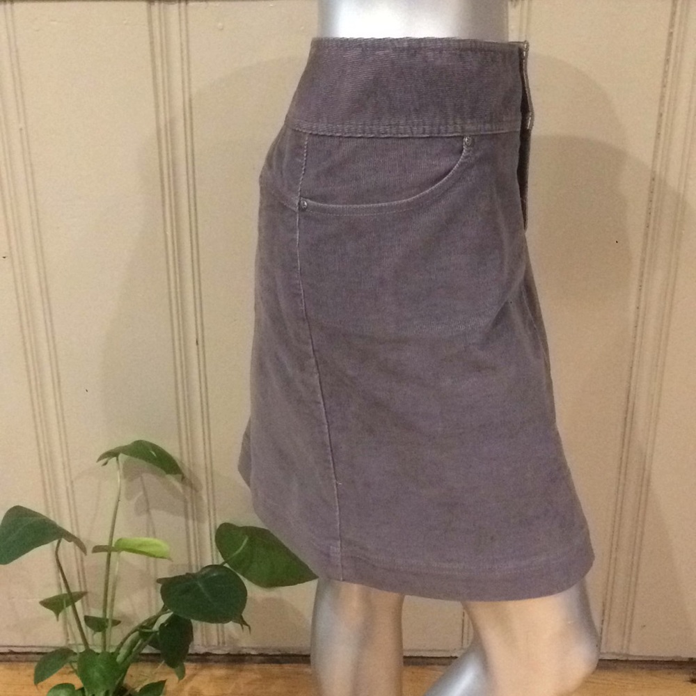 Athleta Corduroy Skirt with Zipped Pockets - Picture 3 of 7